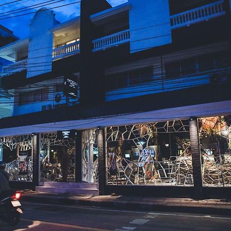 Rock Hotel Bangkok Exterior photo