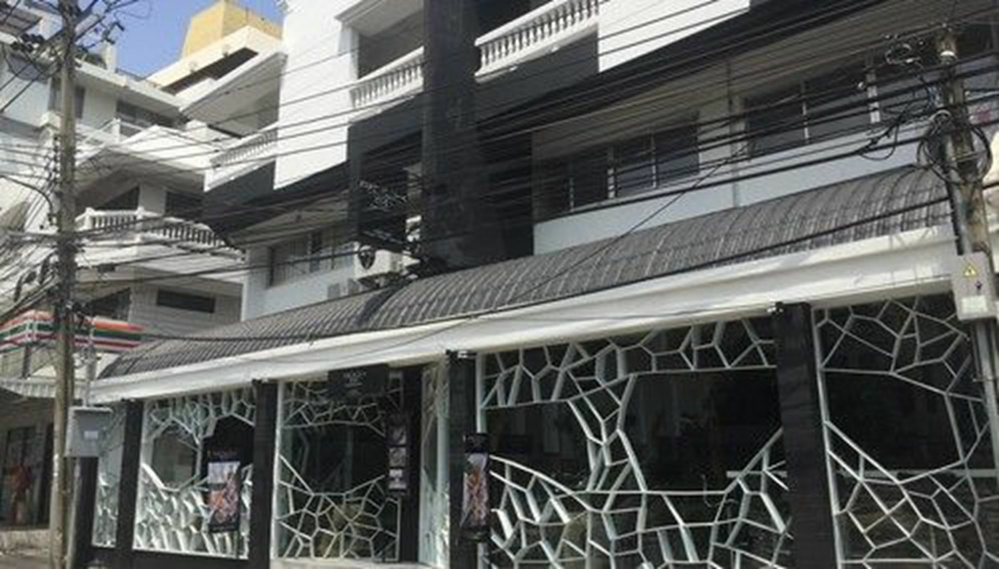 Rock Hotel Bangkok Exterior photo